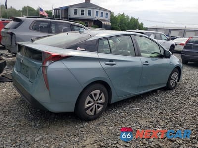Trzecie zdjęcie samochodu z tyłu: 2016 TOYOTA PRIUS THREE VIN:JTDKARFU6G3005975 - miniatura