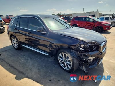 Czwarte zdjęcie samochodu z boku: 2019 BMW X3 SDRIVE30I VIN:5UXTR7C58KLF32649 - miniatura