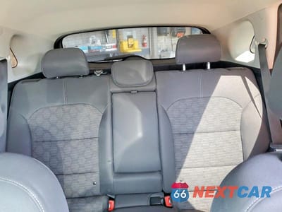 Zdjęcie 10 z 14 samochodu: 2019 KIA NIRO LX VIN:KNDCB3LC8K5353753 - miniatura