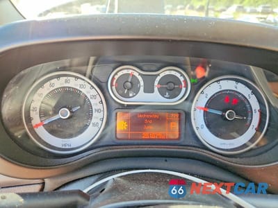 Zdjęcie 9 z 12 samochodu: 2014 FIAT 500L LOUNGE VIN:ZFBCFACH0EZ010536 - miniatura