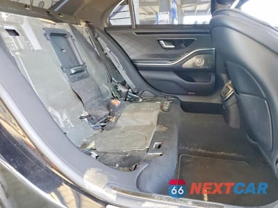 Zdjęcie 10 z 12 samochodu: 2021 MERCEDES-BENZ S 580 4MATIC VIN:W1K6G7GB9MA042842 - miniatura