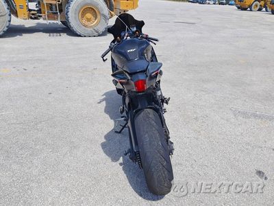 Czwarte zdjęcie samochodu z boku: 2025 YAMAHA YZFR7 VIN:JYARM38E6SA016645 - miniatura