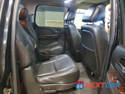 Zdjęcie 11 z 13 samochodu: 2011 GMC YUKON XL DENALI VIN:1GKS2MEF6BR274166 - miniatura