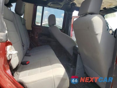 Zdjęcie 10 z 12 samochodu: 2007 JEEP WRANGLER SAHARA VIN:1J4GA59157L113188 - miniatura