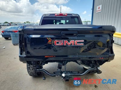 Zdjęcie 6 z 13 samochodu: 2025 GMC CANYON AT4 VIN:1GTP2DEK2S1154586 - miniatura