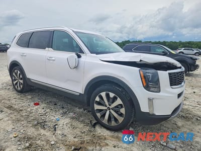 Czwarte zdjęcie samochodu z boku: 2022 KIA TELLURIDE S VIN:5XYP64HC2NG198150 - miniatura
