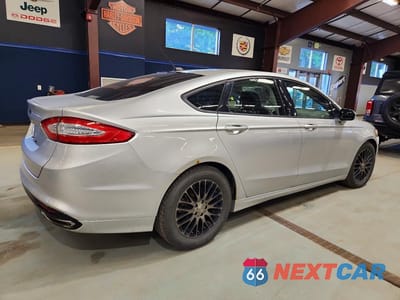 Trzecie zdjęcie samochodu z tyłu: 2014 FORD FUSION SE VIN:3FA6P0H95ER259038 - miniatura
