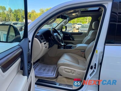 Zdjęcie 9 z 14 samochodu: 2016 LEXUS LX 570 VIN:JTJHY7AX3G4213685 - miniatura