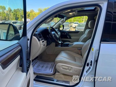 Zdjęcie 9 z 14 samochodu: 2016 LEXUS LX 570 VIN:JTJHY7AX3G4213685 - miniatura