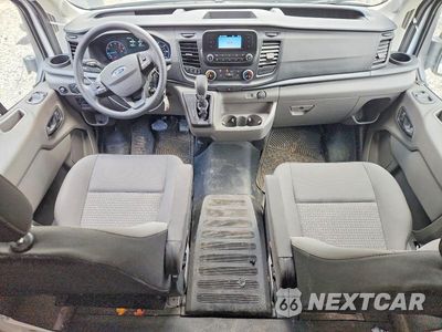 Zdjęcie 8 z 13 samochodu: 2024 FORD TRANSIT T-250 VIN:1FTBR1C85RKB84777 - miniatura