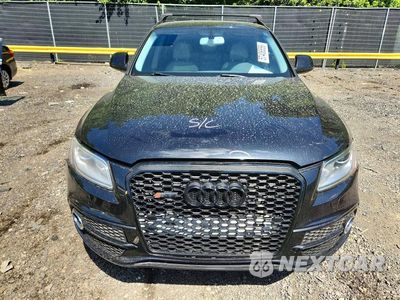 Piąte zdjęcie samochodu w środku: 2014 AUDI Q5 PREMIUM PLUS VIN:WA1DGAFP8EA094597 - miniatura