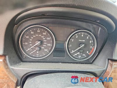Zdjęcie 9 z 12 samochodu: 2009 BMW 335 XI VIN:WBAWC73569E269960 - miniatura