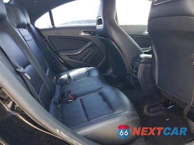 Zdjęcie 10 z 12 samochodu: 2018 MERCEDES-BENZ CLA 250 VIN:WDDSJ4EB8JN683177 - miniatura