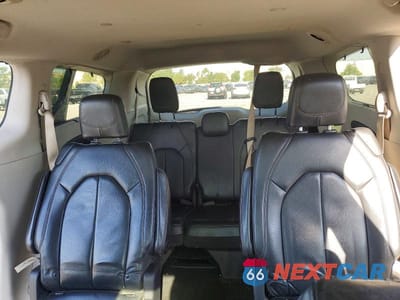 Zdjęcie 10 z 13 samochodu: 2019 CHRYSLER PACIFICA TOURING L VIN:2C4RC1BG7KR731614 - miniatura