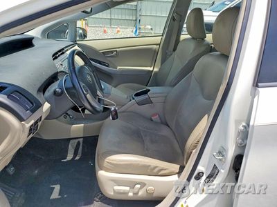Zdjęcie 7 z 12 samochodu: 2014 TOYOTA PRIUS FOUR VIN:JTDKN3DU7E1824474 - miniatura