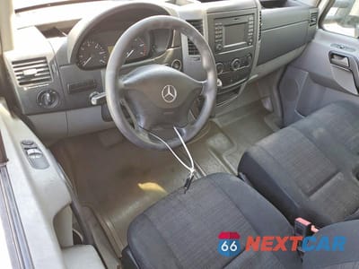 Zdjęcie 8 z 14 samochodu: 2014 MERCEDES-BENZ SPRINTER 3500 VIN:WDAPF4DCXE9574264 - miniatura