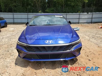 Piąte zdjęcie samochodu w środku: 2025 HYUNDAI ELANTRA SEL SPORT VIN:KMHLM4DGXSU891454 - miniatura