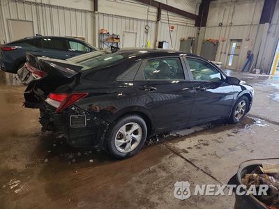 Trzecie zdjęcie samochodu z tyłu: 2022 HYUNDAI ELANTRA SE VIN:KMHLL4AG3NU333778 - miniatura