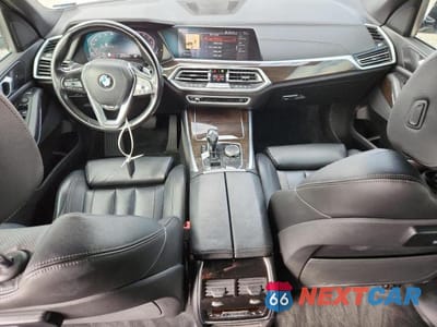 Zdjęcie 8 z 13 samochodu: 2019 BMW X5 XDRIVE40I VIN:5UXCR6C57KLL06657 - miniatura