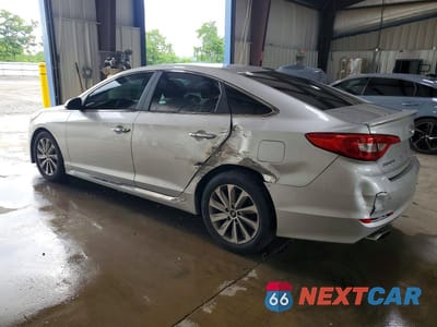 Drugie zdjęcie samochodu z przodu: 2015 HYUNDAI SONATA SPORT VIN:5NPE34AF7FH104424 - miniatura