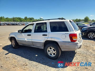 Drugie zdjęcie samochodu z przodu: 2000 JEEP GRAND CHEROKEE LAREDO VIN:1J4GW48S4YC341870 - miniatura