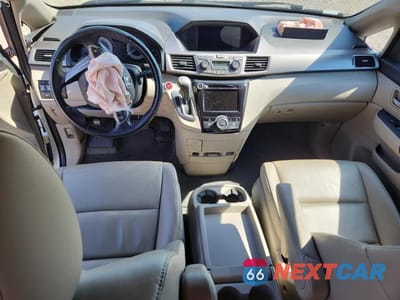Zdjęcie 8 z 13 samochodu: 2016 HONDA ODYSSEY EXL VIN:5FNRL5H6XGB095327 - miniatura