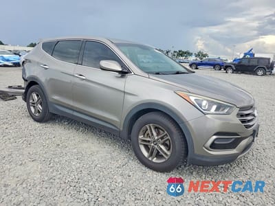 Czwarte zdjęcie samochodu z boku: 2017 HYUNDAI SANTA FE SPORT 2.4L VIN:5XYZTDLB2HG404670 - miniatura