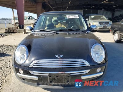 Piąte zdjęcie samochodu w środku: 2003 MINI COOPER BASE 2D HATCH VIN:WMWRC33443TE15792 - miniatura