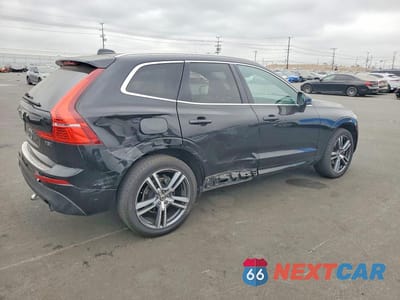 Trzecie zdjęcie samochodu z tyłu: 2020 VOLVO XC60 T5 MOMENTUM VIN:YV4102RK8L1561773 - miniatura