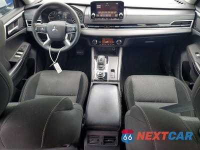 Zdjęcie 8 z 13 samochodu: 2024 MITSUBISHI OUTLANDER ES VIN:JA4J3UA80RZ014300 - miniatura