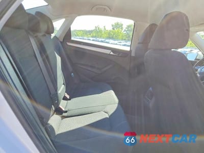 Zdjęcie 10 z 12 samochodu: 2015 VOLKSWAGEN PASSAT S VIN:1VWAT7A32FC078569 - miniatura
