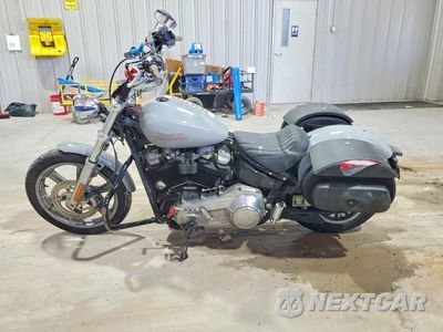 Trzecie zdjęcie samochodu z tyłu: 2024 HARLEY-DAVIDSON FXST VIN:1HD1BVJ11RB017294 - miniatura