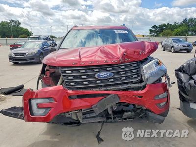 Piąte zdjęcie samochodu w środku: 2017 FORD EXPLORER XLT VIN:1FM5K7D83HGD86565 - miniatura