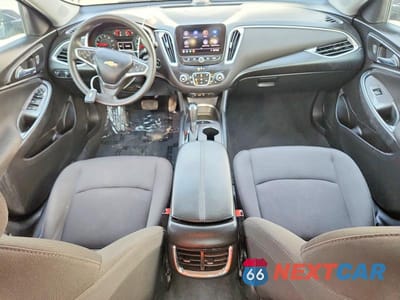 Zdjęcie 8 z 12 samochodu: 2020 CHEVROLET MALIBU LT VIN:1G1ZD5ST1LF071816 - miniatura