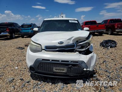 Piąte zdjęcie samochodu w środku: 2015 KIA SOUL BASE VIN:KNDJN2A2XF7136640 - miniatura