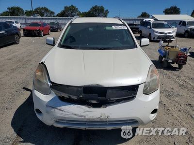 Piąte zdjęcie samochodu w środku: 2011 NISSAN ROGUE S VIN:JN8AS5MT5BW179009 - miniatura