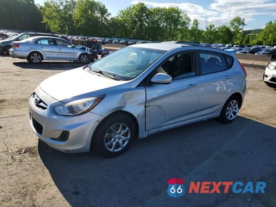 2013 HYUNDAI ACCENT GS KMHCT5AEXDU080770 - główne zdjęcie licytacji z USA - miniatura