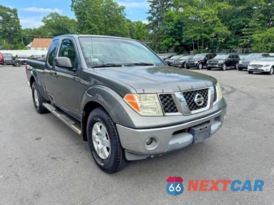Czwarte zdjęcie samochodu z boku: 2005 NISSAN FRONTIER SE VIN:1N6AD06W05C402608 - miniatura