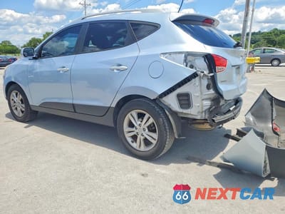 Drugie zdjęcie samochodu z przodu: 2011 HYUNDAI TUCSON GLS VIN:KM8JU3AC6BU205946 - miniatura