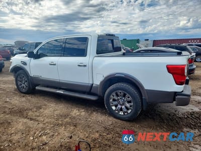 Drugie zdjęcie samochodu z przodu: 2017 NISSAN TITAN PLATINUM RESERVE VIN:1N6AA1E58HN530028 - miniatura