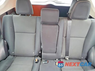 Zdjęcie 10 z 13 samochodu: 2017 TOYOTA RAV4 XLE VIN:2T3WFREV2HW331820 - miniatura