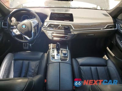 Zdjęcie 8 z 12 samochodu: 2019 BMW 740 I VIN:WBA7E2C52KB217704 - miniatura