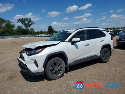 2024 TOYOTA RAV4 LIMITED JTMD6RFV1RJ052249 - główne zdjęcie licytacji z USA - miniatura