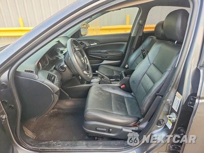 Zdjęcie 7 z 13 samochodu: 2008 HONDA ACCORD LXP VIN:JHMCP26468C040316 - miniatura