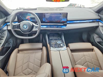 Zdjęcie 8 z 12 samochodu: 2025 BMW I5 XDRIVE 40 VIN:WBY13HG01SCT74519 - miniatura