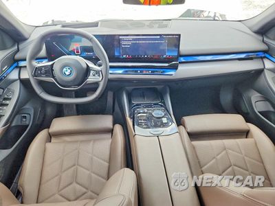 Zdjęcie 8 z 12 samochodu: 2025 BMW I5 XDRIVE 40 VIN:WBY13HG01SCT74519 - miniatura