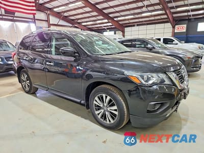Czwarte zdjęcie samochodu z boku: 2017 NISSAN PATHFINDER S VIN:5N1DR2MM0HC696719 - miniatura