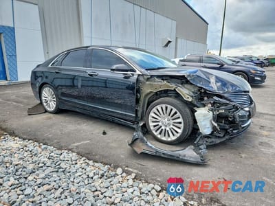 Czwarte zdjęcie samochodu z boku: 2013 LINCOLN MKZ VIN:3LN6L2G96DR825057 - miniatura