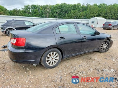 Trzecie zdjęcie samochodu z tyłu: 2011 MITSUBISHI GALANT FE VIN:4A32B2FF3BE020143 - miniatura