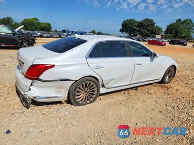 Trzecie zdjęcie samochodu z tyłu: 2018 GENESIS G90 PREMIUM VIN:KMHG34JA0JU042128 - miniatura